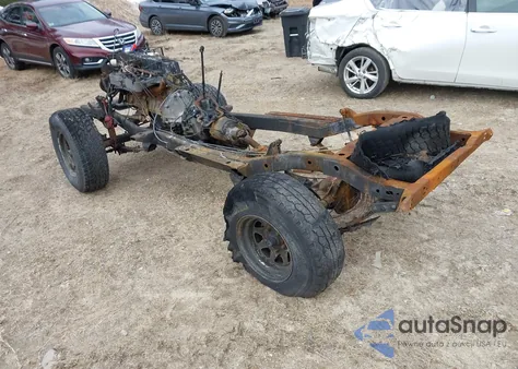 1985 Jeep Jeep Cj7 из США, поврежденный, VIN 1JCCM87E8FT023047